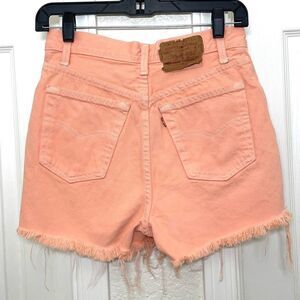 Levi’s 501 Vintage Button Fly Peach Denim Cutoff Highrise Shorts Size 26